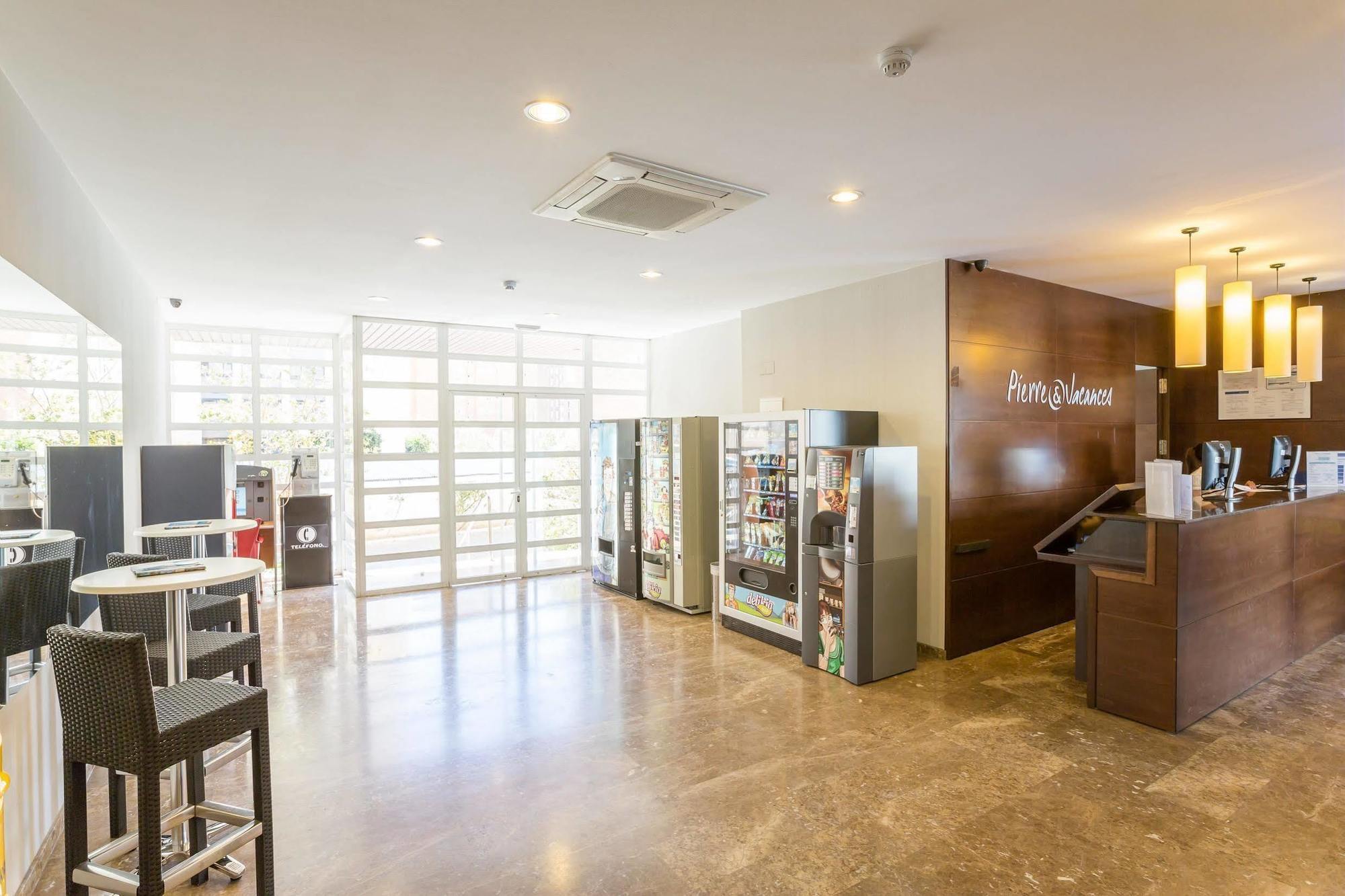 Pierre & Vacances Benidorm Levante Екстериор снимка