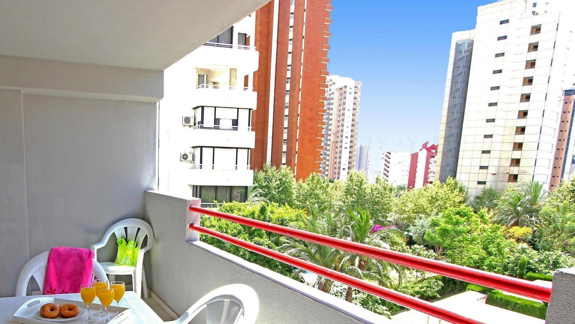 Pierre & Vacances Benidorm Levante Екстериор снимка